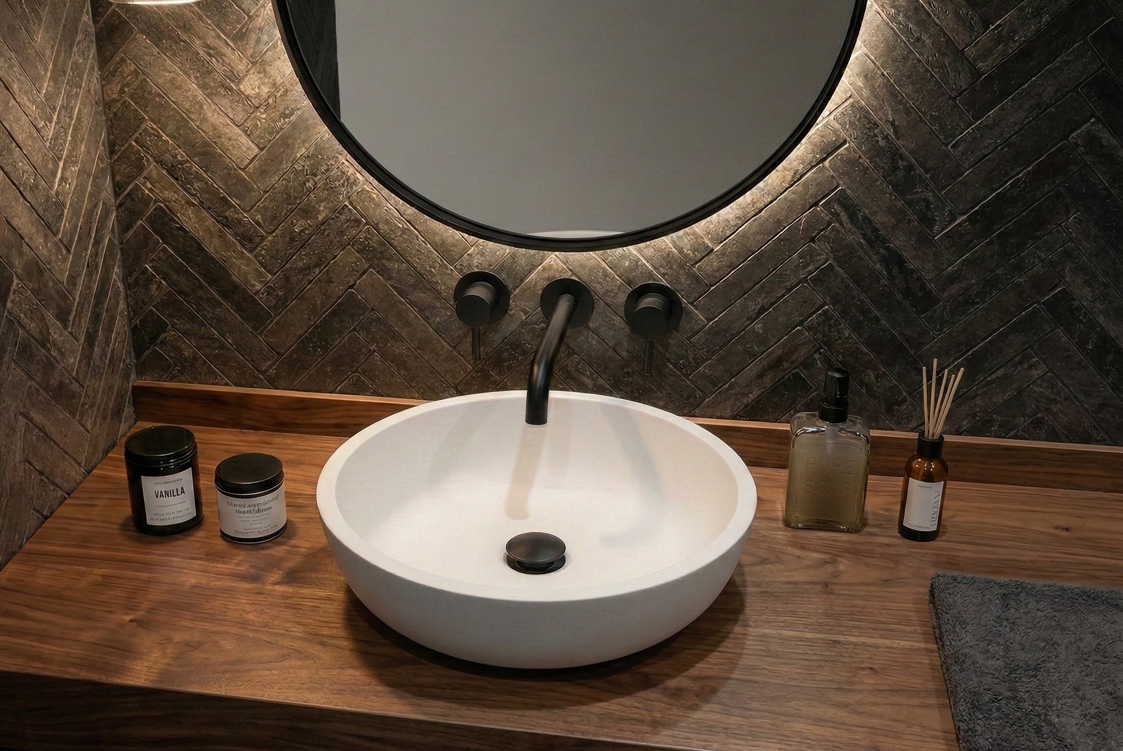 Bassin de police de surface solide